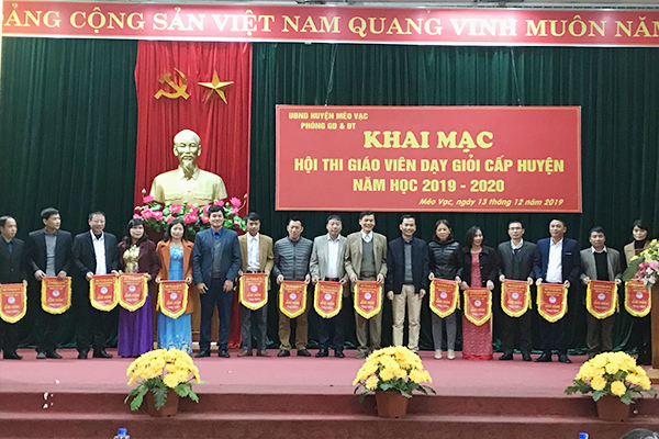 Thôn Xín Mần tổ chức Hội nghị xã viên, bầu trưởng thôn nhiệm kỳ 2020-2025